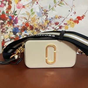 🔥 FLASH SALE ⚡️Marc Jacobs snapshot camera bag